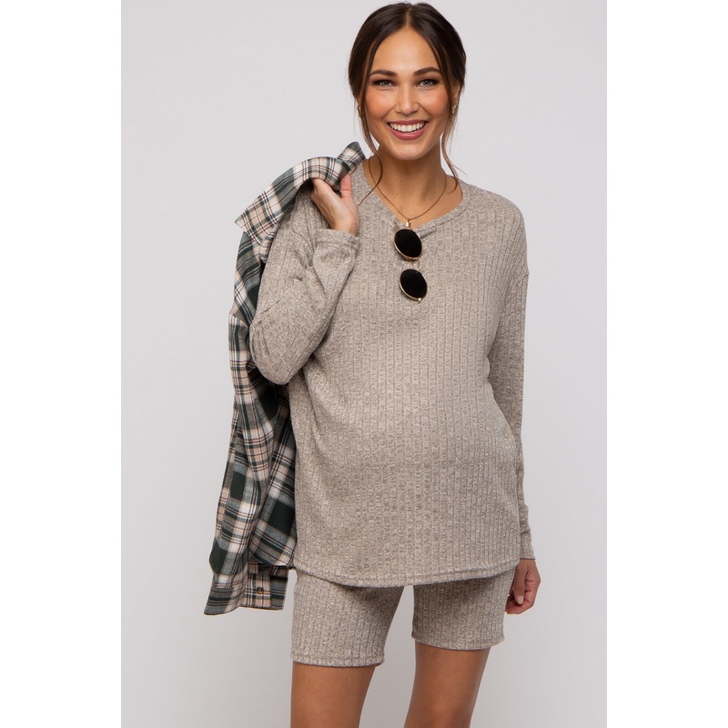 Mocha Ribbed Long Sleeve Maternity Shorts Set